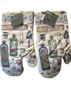 Vintage HomeTrends Herb Garden Quilted Oven Mitt Set NWT  Cottagecore